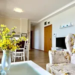 Cosher - Gardenia Palace 7 Free Parking Apartamento *